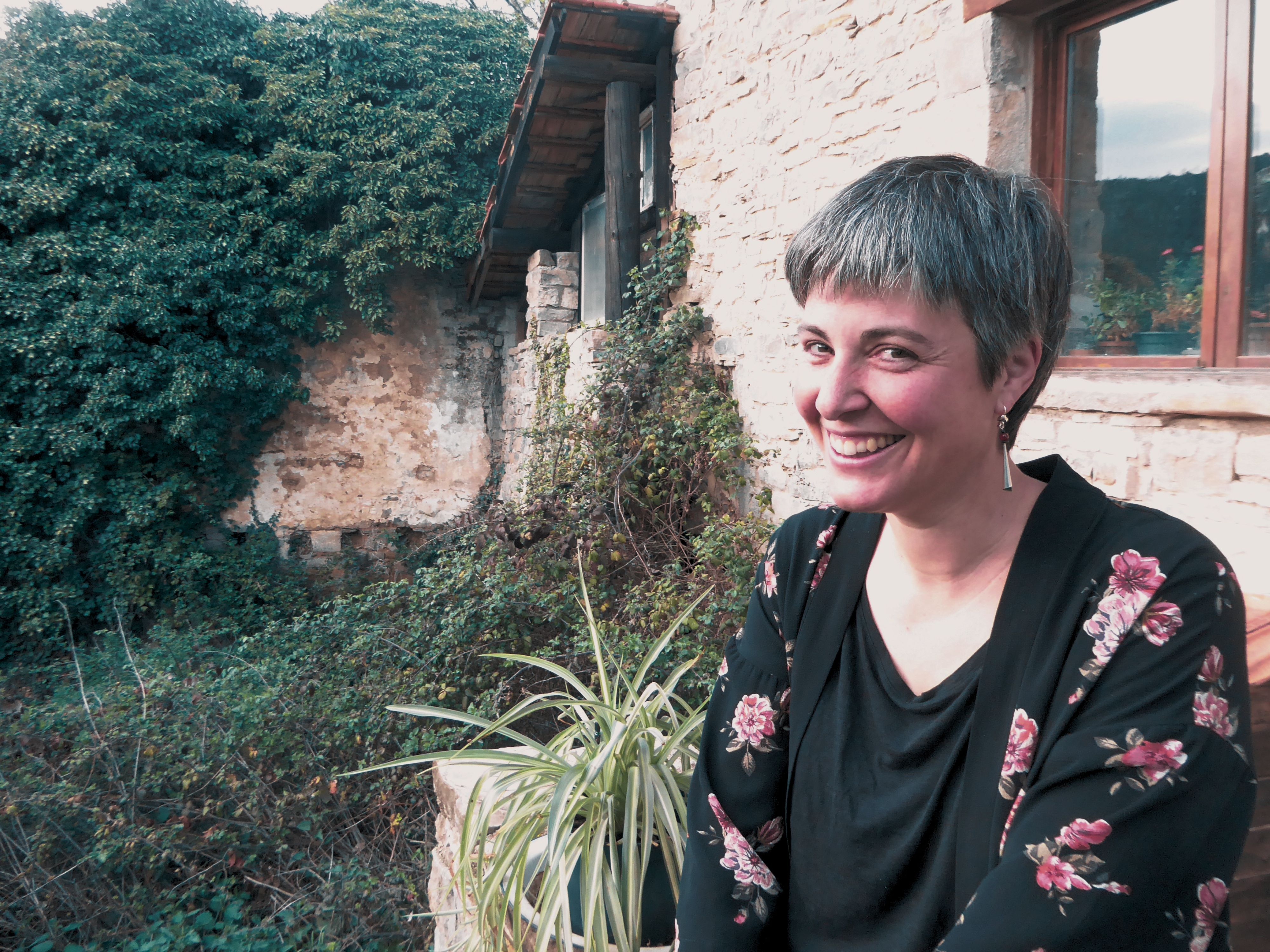 <p style="text-align: justify;"><em>Etxe bat Huksaviken</em>, Uxue Juarez (Balea Zuria, 2025)</p>