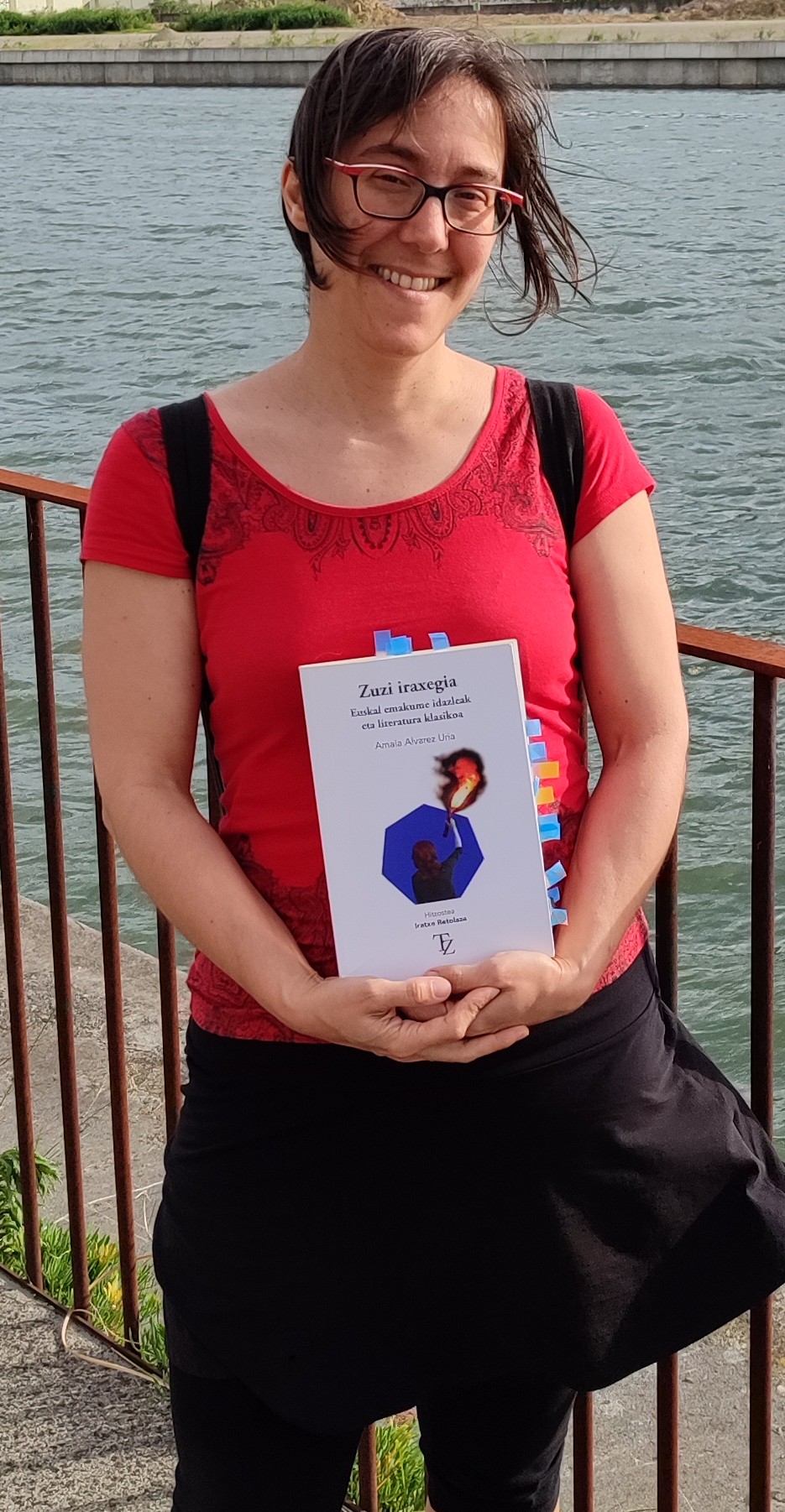 <p>EZIN DUGU <em>AMA </em>HIL, BETI EGON DA ITZALEAN</p>